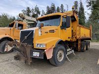 2006 Volvo VED12 T/A Plow Dump Truck