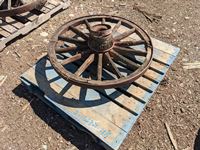    18 Inch Wooden Wagon Wheel