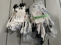    (2) Bundles of Winter Mechanics Gloves