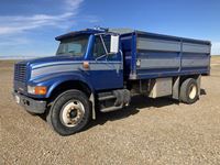 1992 International 4900 S/A Grain Truck