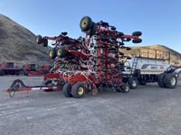 2009 Bourgault 3310PHD 65 Ft Air Drill w/ 6550ST Tow Behind Cart