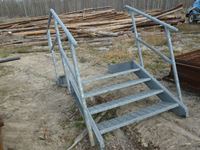    (4) Step Galvanized Stair Case