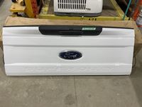    2017 Ford Tailgate with Backup Camera