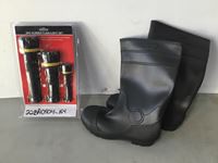    Rubber Flashlight Set and Steel Toe Mens Size 10 Boots