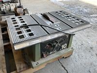    Delta 10 Inch Bench Top Table Saw
