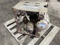    Ingersoll-rand 253 Twin Cylinders Compressor