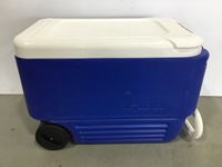   Igloo Cooler on Wheels