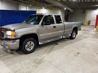 2003 GMC 2500 HD 4X4 Extended Cab Pickup Truck