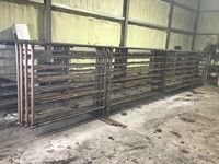    (5) 24 Ft Free Standing Panels