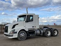 2007 Volvo VNL T/A Daycab Truck Tractor