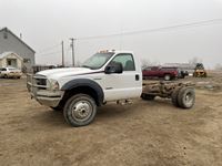 2006 Ford F550 Regular Cab 4X4 Dually Cab & Chassis Truck