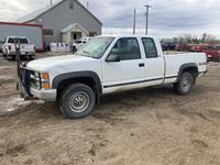 1997 GMC 2500 Extended Cab 4X4 Pickup Truck