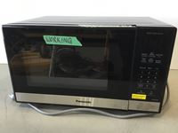    Panasonic 900 Microwave