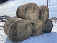    (5) Round Hay Bales