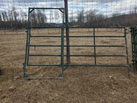    10 Ft Panel with Walk Through Gate