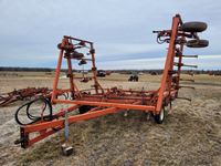  Co-op Implements 204 32 Ft Cultivator