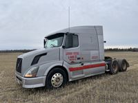 2006 Volvo VN631 T/A Sleeper Truck Tractor