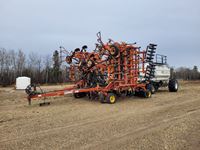 2004 Bourgault 5710 54 Ft Air Drill with 4350 Tow Behind Cart