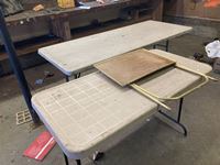 (2) Plastic Folding Tables, (1) Tv Tray Table