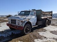 GMC 960 T/A Dump Truck