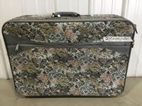    Large Cloth Suitcase