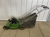  John Deere  20 Inch Self Propelled Lawn Mower with Rear Bag