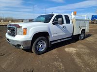 2011 GMC 2500 4X4 Extended Cab Service Truck