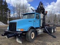 1993 International 9400 T/A Log Picker Truck W/ Olympic Boom