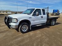 2007 Ford F350 4X4 Extended Cab Flat Deck Truck