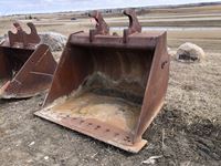    Q/A 72 Inch Smooth Edge Bucket- Excavator Attachment