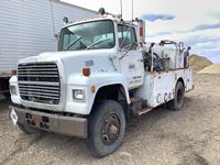 1979 Ford L8000 S/A Fuel Truck
