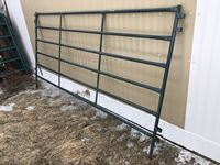    (6) 10 Ft Fence Panels