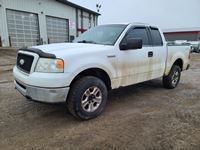 2006 Ford F150 2WD Extended Cab Pickup Truck