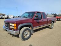 1998 GMC 2500 4X4 Extended Cab Pickup Truck