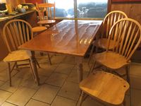 3 Ft X 5 Ft Kitchen Table & Chairs