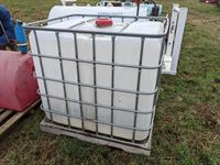    1000 Litre Caged Poly Tank