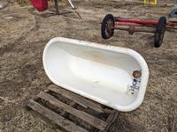    Antique Cast Iron Tub