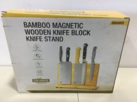    Bamboo Magnetic Wooden Knife Block Stand