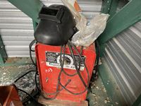    Lincoln AC225S Electric Welder