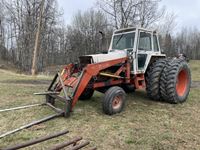  Case 1270 2WD Loader Tractor
