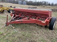  International 510 12 Inch End Wheel Double Disc Seed Drill