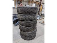    (6) 225/70R19.5 Continental Tires