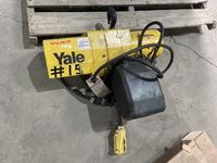    Yale 1/2 Ton Chain Hoist