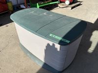    Rubbermaid Storage Container