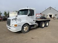 1999 Volvo VN T/A Day Cab Flat Deck Truck