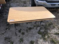    Foldup Table