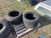    (4) 245/55R18 Tires