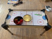    Air Hockey Table