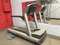    Life Fitness Treadmill