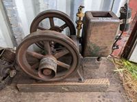    Antique Water Cooled Single Cylinder Engine